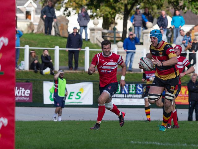 QUINS COME UP SHORT